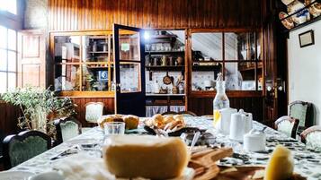 Free daily local cuisine breakfast