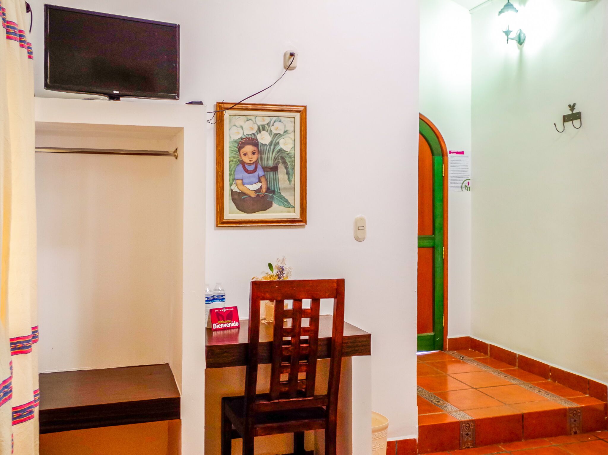 blackout curtains, free wifi, bed sheets