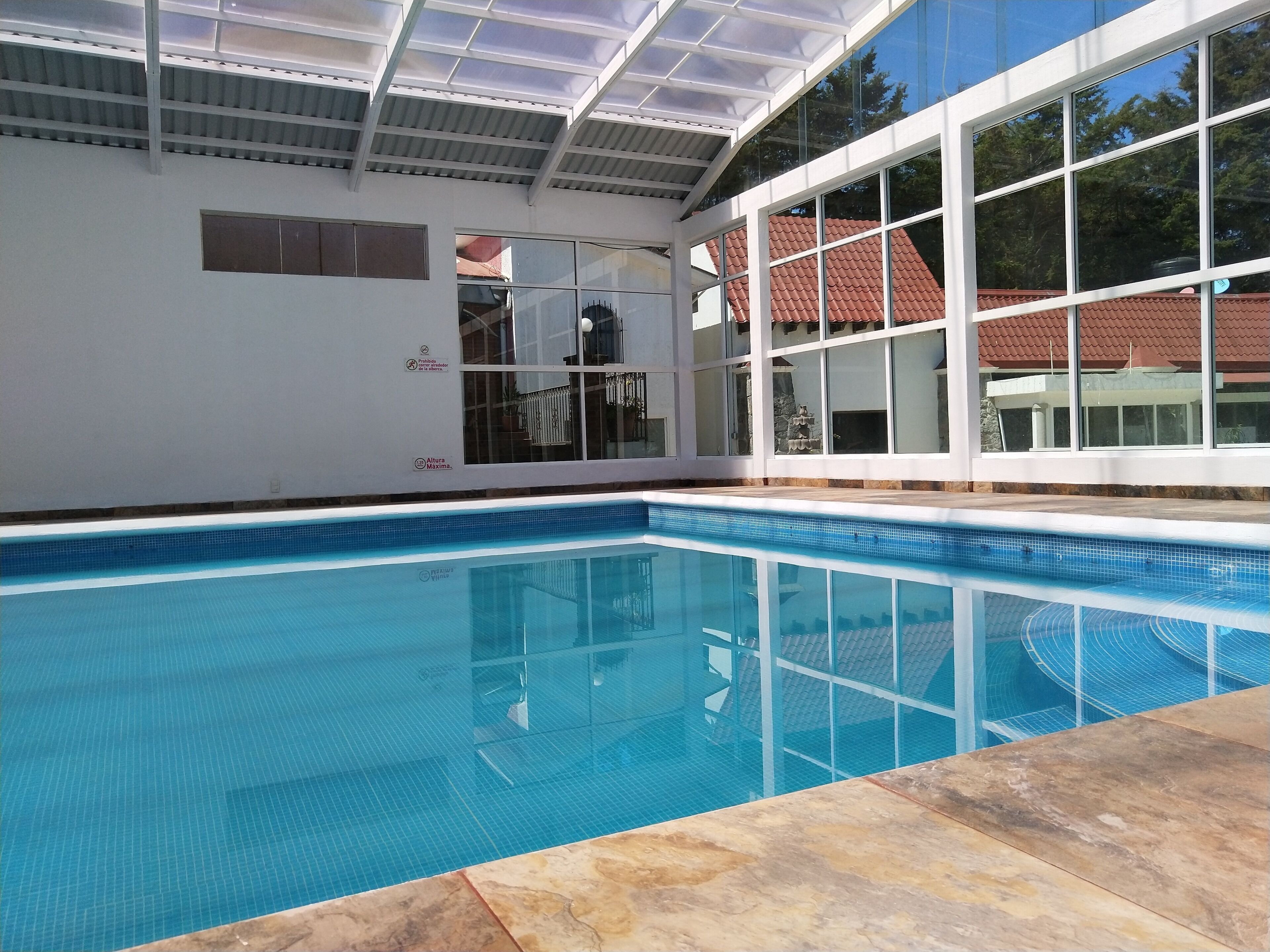 indoor pool, pool loungers
