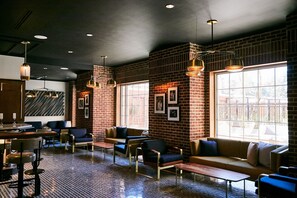 2 bars/lounges, lobby lounge - The Alida, Savannah, a Tribute Portfolio Hotel (Savannah)