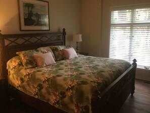 3 bedrooms, in-room safe, iron/ironing board, free WiFi