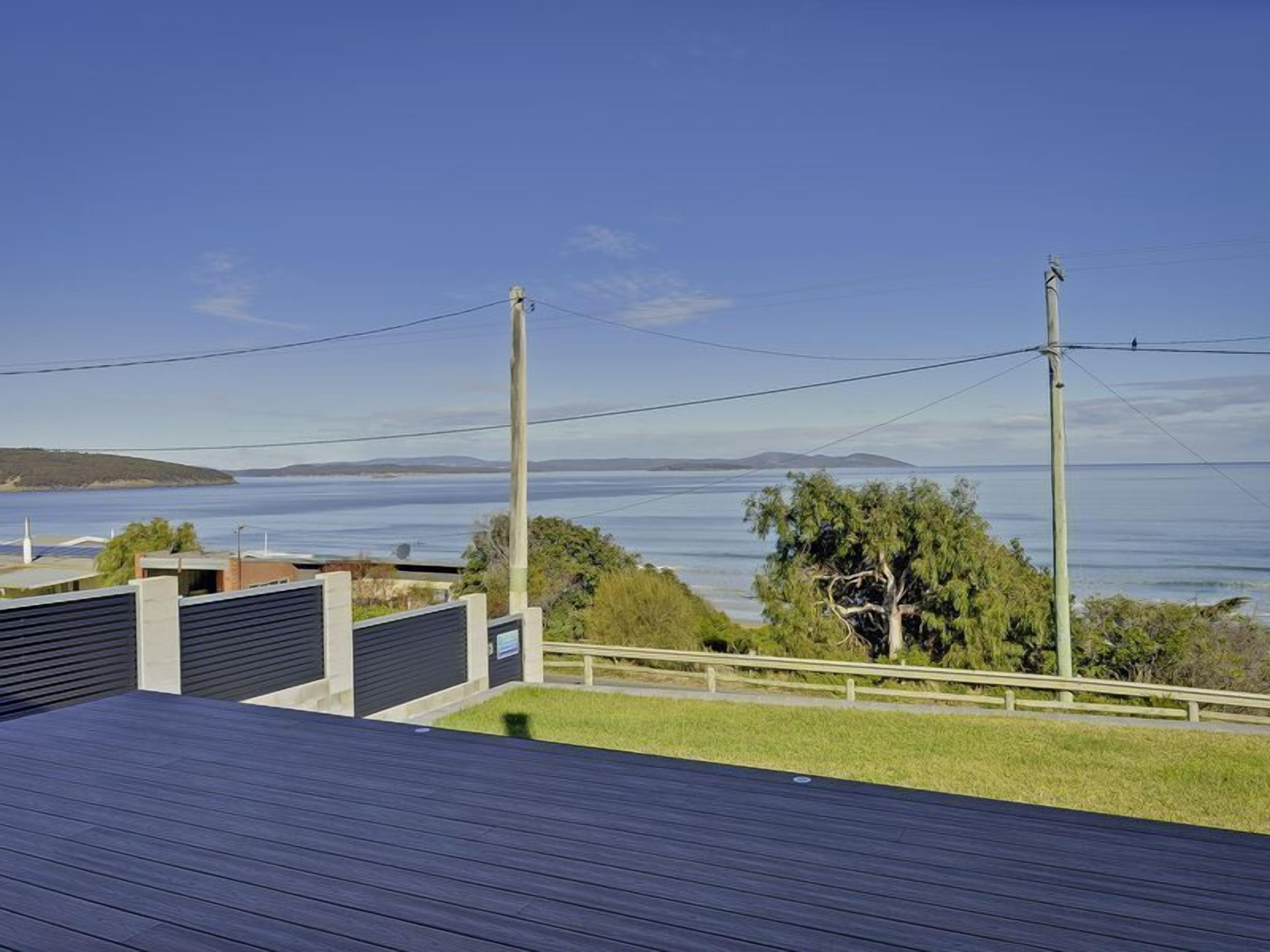Park Beach Retreat - Ideal for couples — image 9