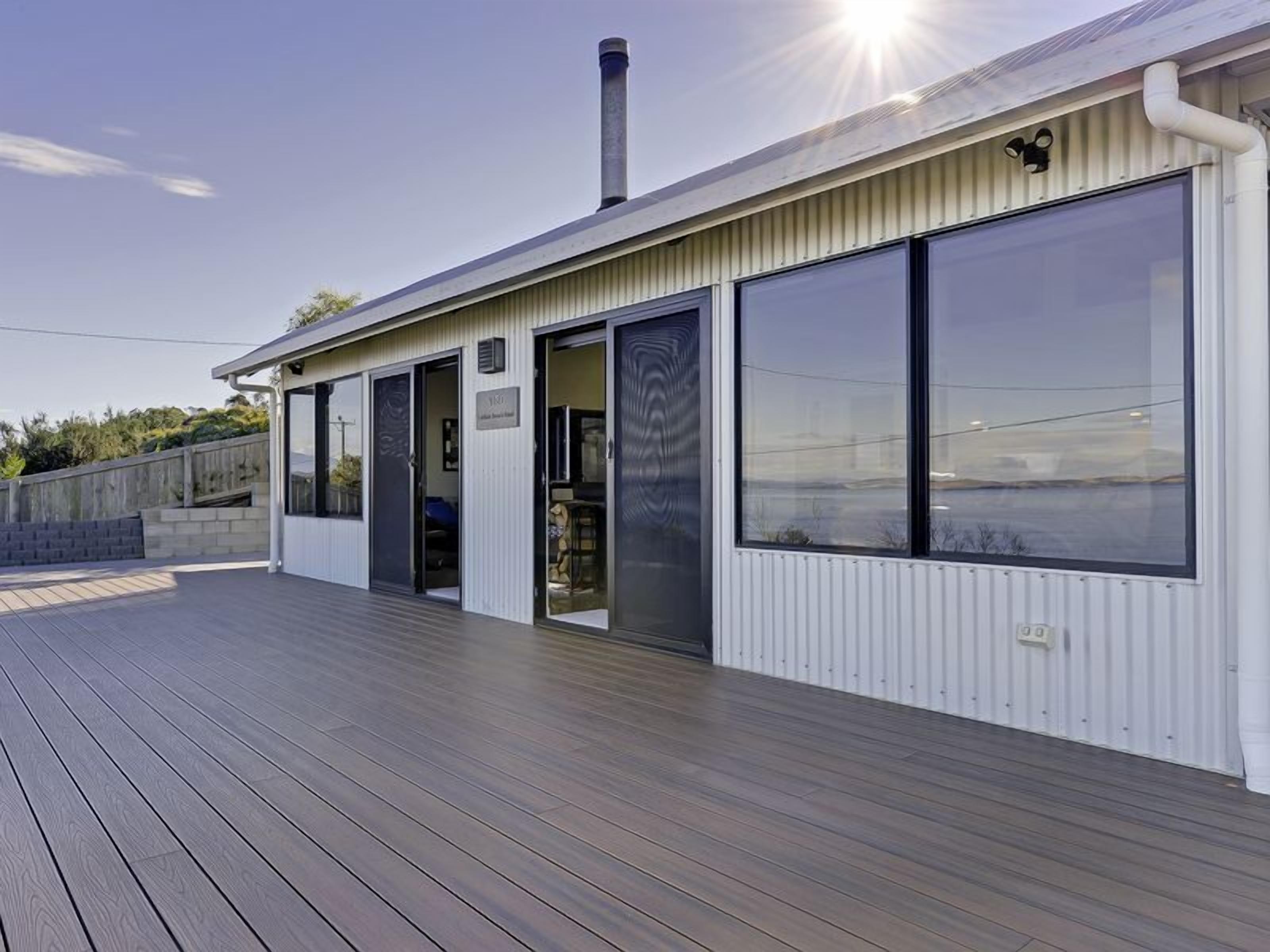 Park Beach Retreat - Ideal for couples — image 8