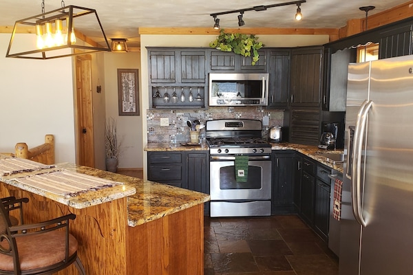 Frigorífic, microones, forn i placa de cuina