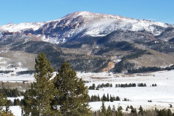 Pikes Summit, 1/4/16. From the Living Room.