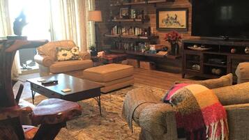 Smart TV, DVD player, books