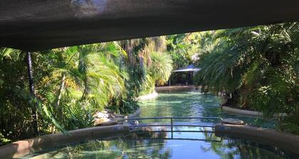 Golf Course Apartment/Within Trinity Links Resort/ Selfcontained