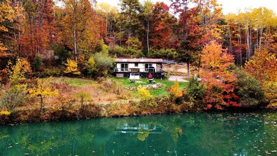 Grouseland's Pondside Vacation Cottage. Pet Friendly.