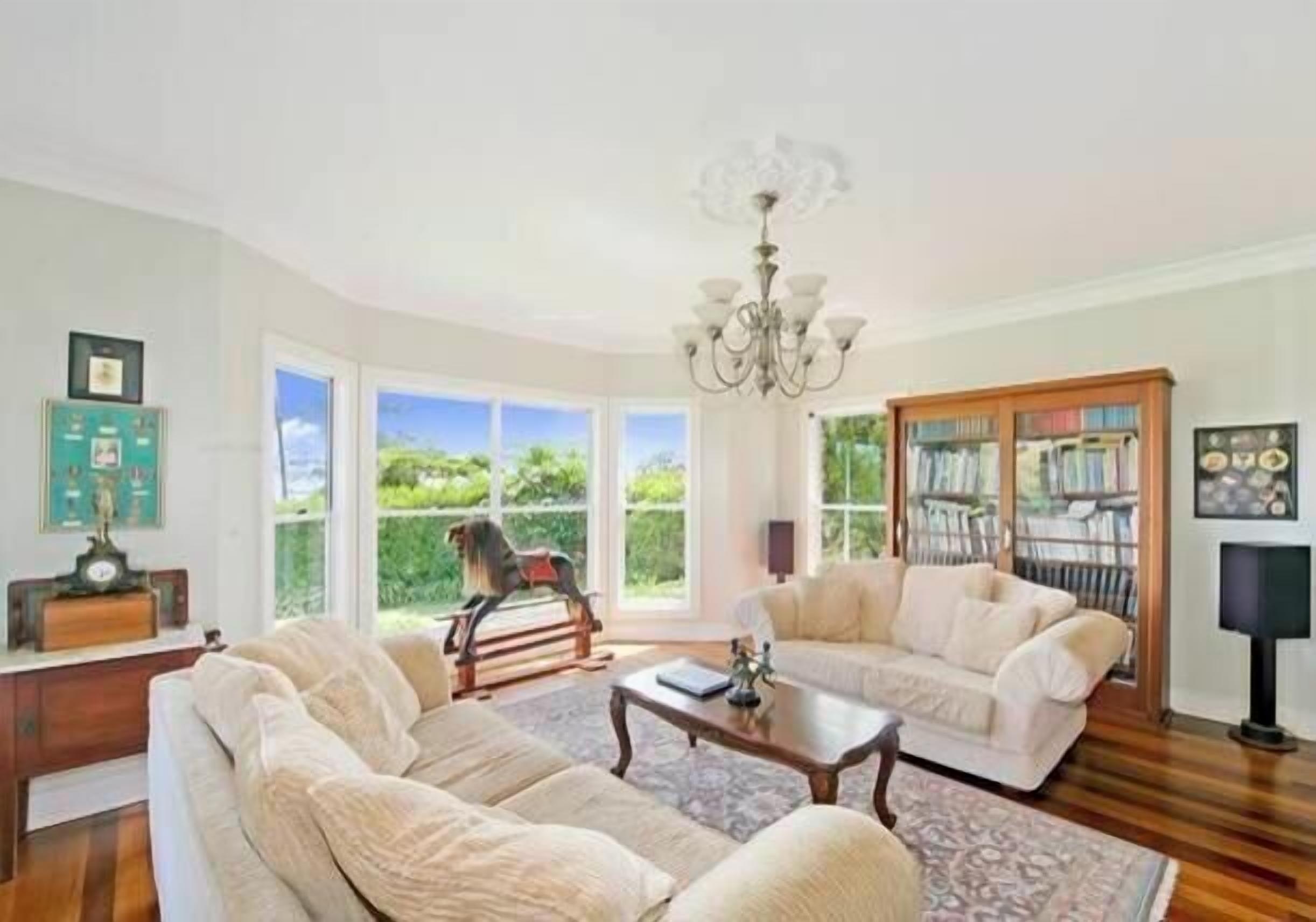 Smart TV, fireplace, video games, DVD player