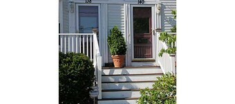 Spacious Condo In Cranston/Providence Line - 2 Bed