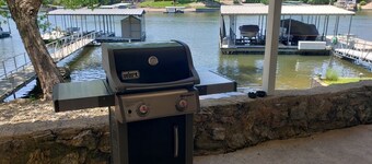 10MM Lake Getaway - 3 Br, 2 Bath - Franky & Louie's Cove!