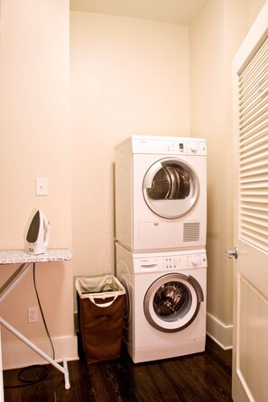 Interior - Nola Vacation French Quarter Destinations (New Orleans)