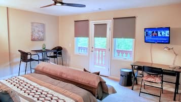 2 chambres, literie hypoallergénique, bureau, fer et planche à repasser