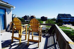 Property grounds - Well kept, comfortable, Ocean View, Steps to Beach, Sunrise & Sunset Views (Nags Head)