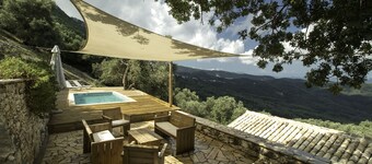 Charming and traditional small stone house.