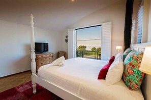 3 soverom, strykejern/-brett, wi-fi og sengetøy