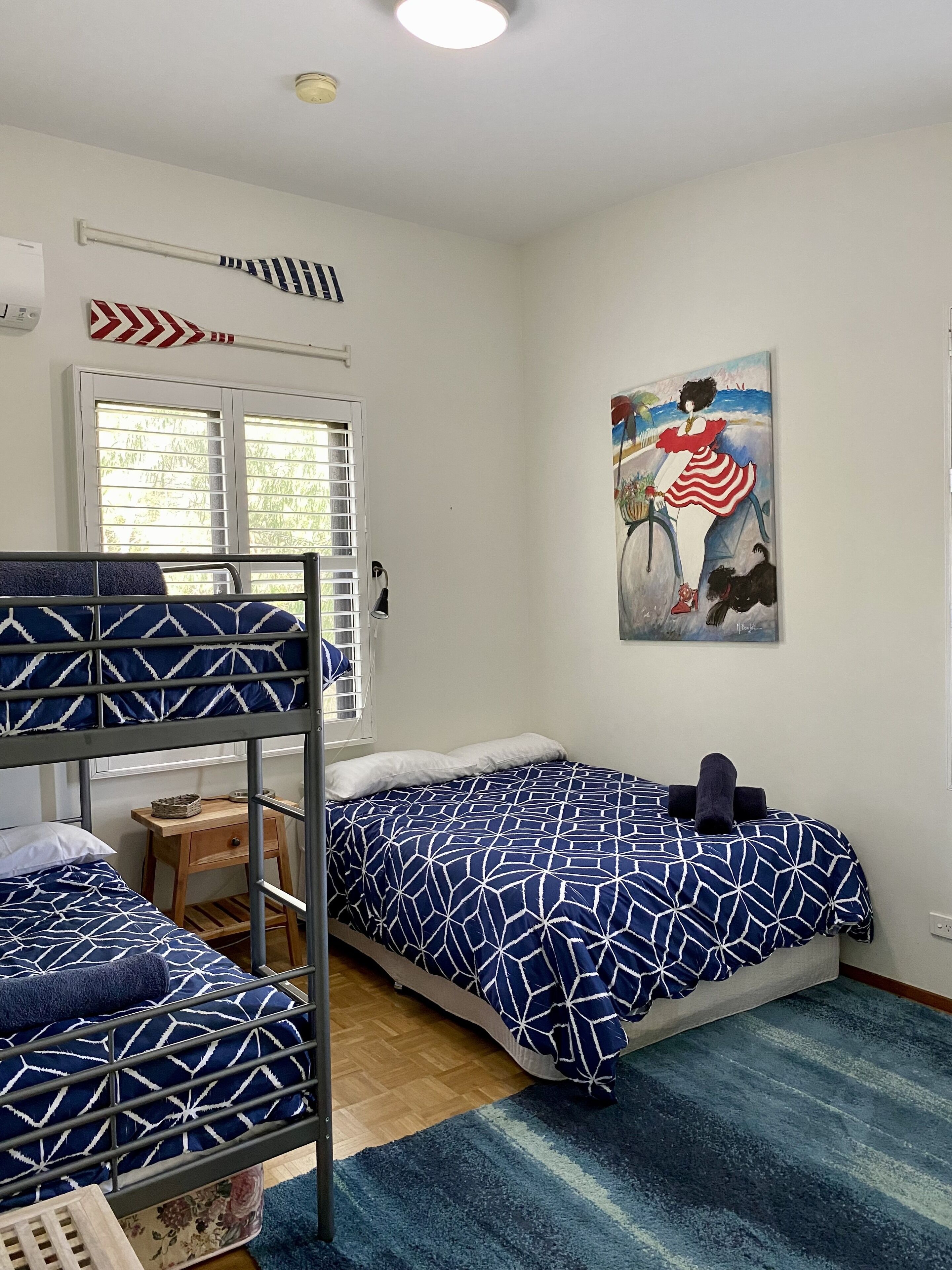 Panoramic Bay Views - Pet friendly & only a  5 minute stroll to town — image 12