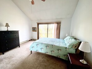 4 habitaciones, tabla de planchar con plancha y wifi gratis 