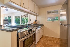 Fridge, microwave, oven, stovetop - Please Inquire! The Bungalow at Waimea Bay - Send Inquiry (Haleiwa)