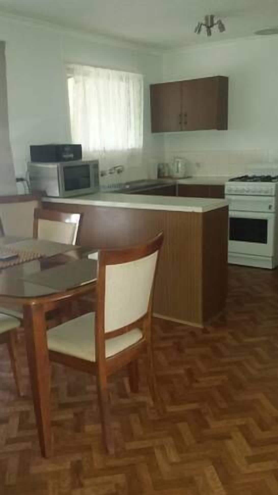 The Quorn-er House- family and pet friendly — image 10