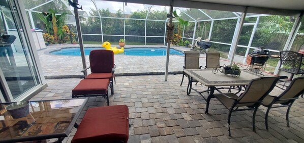 Piscina externa, piscina aquecida