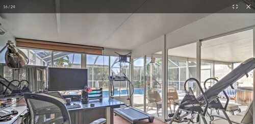 Apollo Beach Retreat Pet-Friendly 3BR w/ Private Heated Pool, Preserve & Beaches