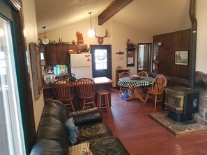 Smart TV, fireplace, DVD player, books