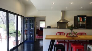 Dining - Eagle’s Nest – A Luxury Escape in the Heart of the Blue Mountains (Blackheath)