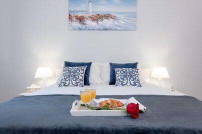 "City and Sea" apt in center, 5 min walk to the Diocletian’s palace and beach 