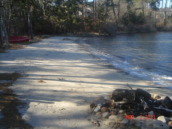 Unclassified image, 1 of 26, button - Avoid crowds with private lakefront beach perfect for large groups! (Harwich)