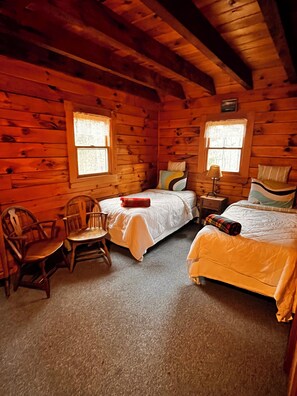 3 sovrum, skrivbord, strykjärn/strykbräda och gratis wi-fi