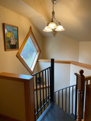 Interior - The Beech House: Family Fun in Kitty Hawk Woods Coastal Reserve with Locals (Kitty Hawk)