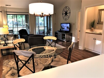 Best of Pawleys Plantation!   Inviting Retreat for Golfers and Beach Lovers