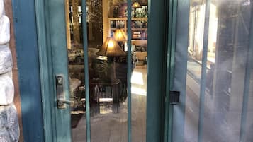 DĂ©tail de lâextĂ©rieur