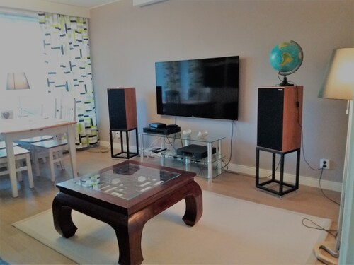 2-Zimmer-Wohnung in Tapiola mit Balkon und Meerblick