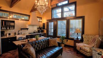 Smart TV, fireplace, DVD player, books