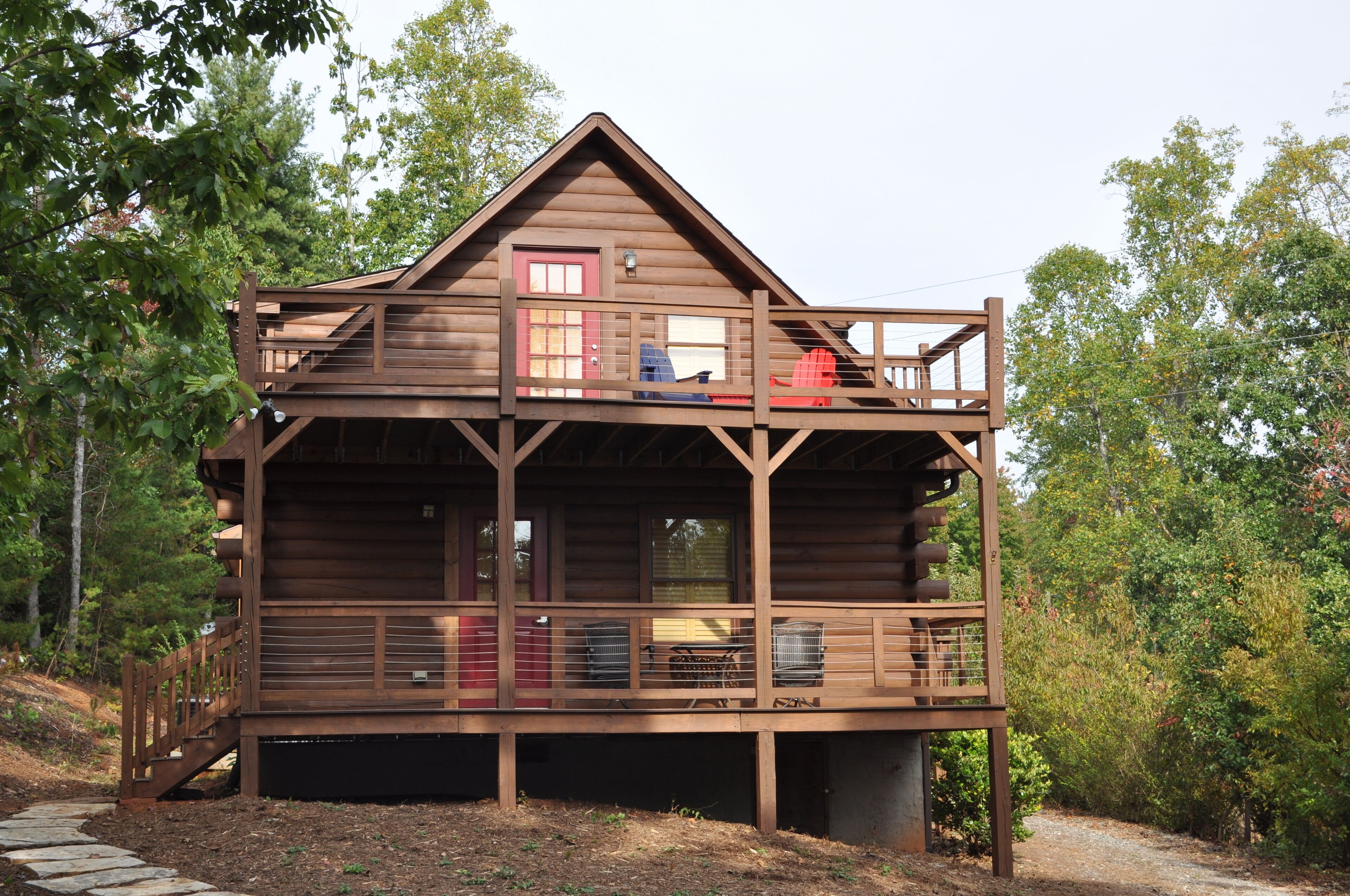 Enjoy Serenity - Private & cozy, yet close to everything!