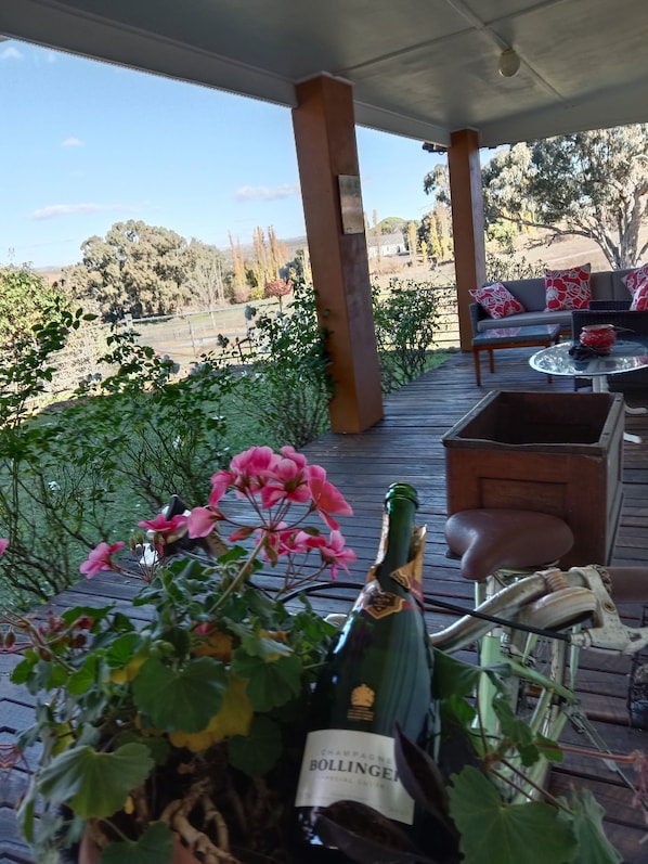 Property grounds - Geralda Cottage Jugiong (Jugiong)