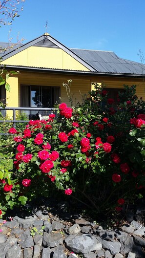 Exterior detail - Geralda Cottage Jugiong (Jugiong)