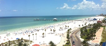 Kadun toisella puolella Meksikonlahdella! Vedessä!!