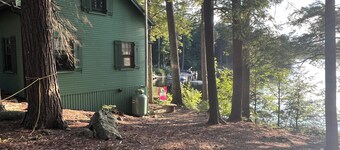 Lovell Lake Camp w / 200 'Private Waterfront