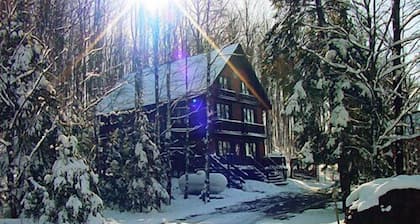 Nordic Haus chalet nestled in the serene woods of Ski Brule Village