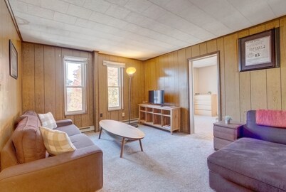 Hershey Trojan, Apt #4
2 Bedroom overlooking the Park