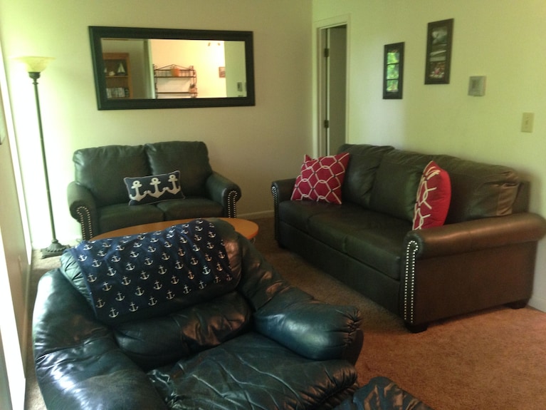 Last Minute Special! Apple Valley Treehouse 2-bdrm Condo In Lake Cumberland Park - Kentucky