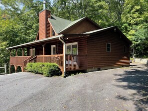 Exterior - Vacation rental available. (Maggie Valley)