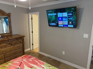 2 chambres, fer et planche à repasser, accès au Wi-Fi (inclus)