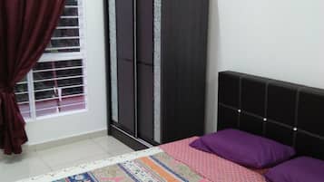 4 bedrooms, WiFi, bed sheets