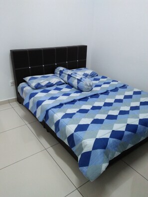 4 bedrooms, WiFi, bed sheets