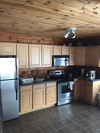 Charming Country Cottage Located On Cute Farm, Minutes From The Delaware River