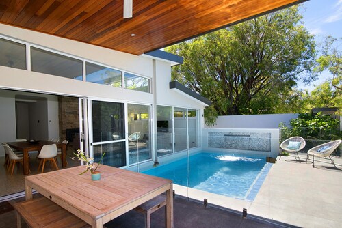 SALT - Luxury Oceanside Oasis